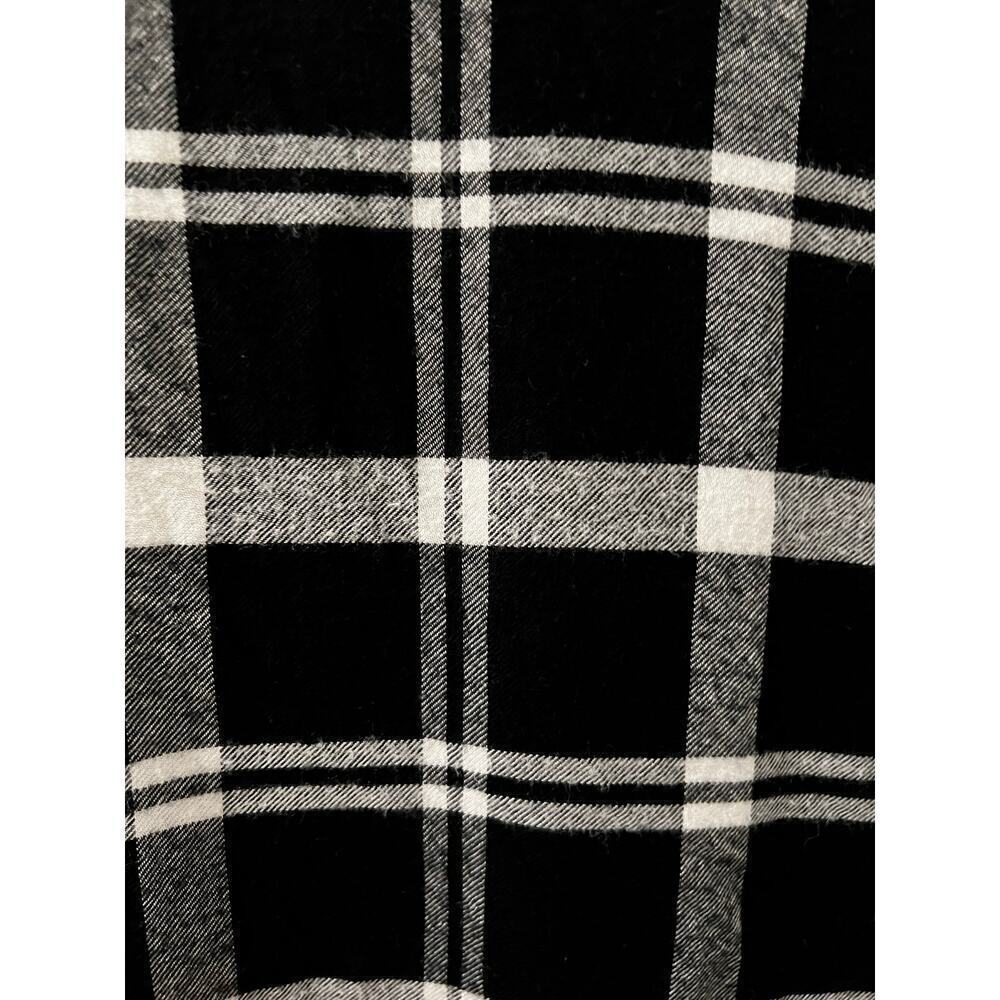Talbots Woman’s Black White Gathered Long Sleeve Flannel 1/2 button Size 0X - Picture 8 of 8